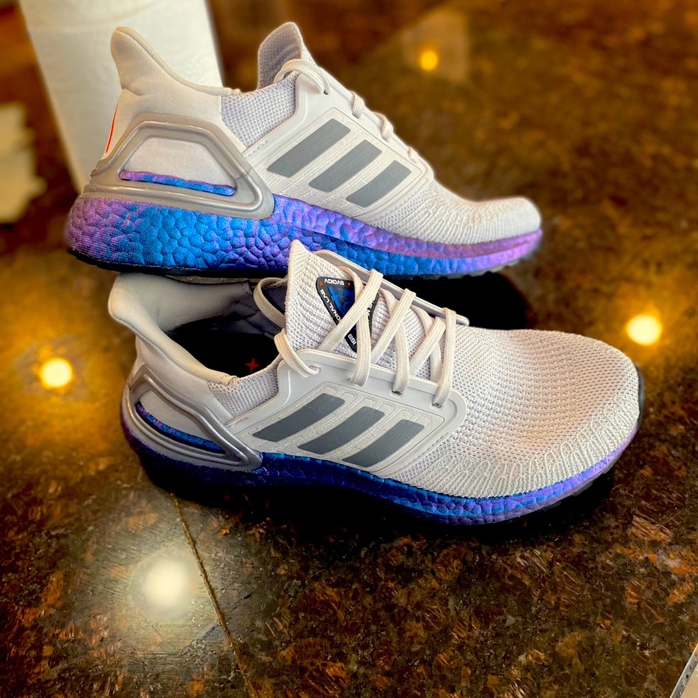 Adidas Woman’s Ultra Boost 20’s